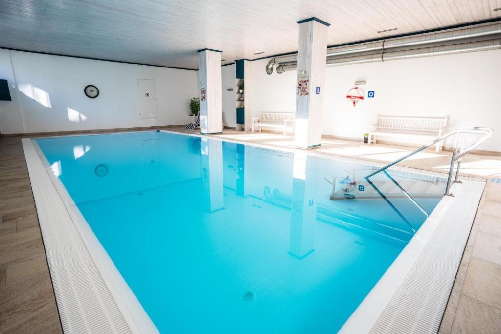 Alpenstadel Mit Hallenbad Und Sauna By Monicare Seefeld in Tirol Exterior foto